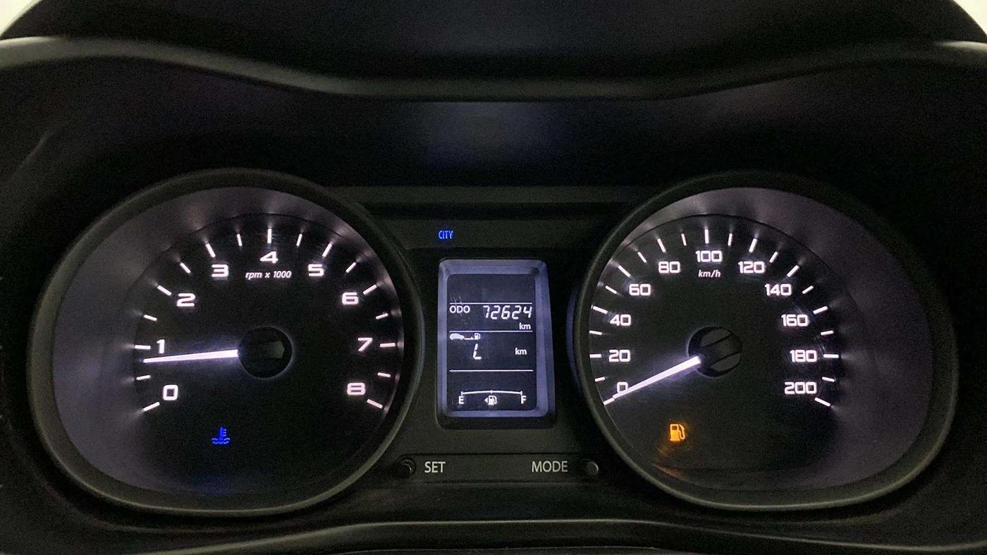 2018 Tata NEXON XT DIESEL, Diesel, Manual, 72,498 km, Odometer Image