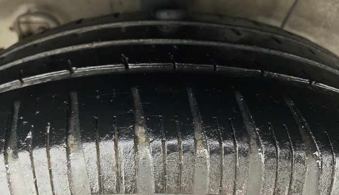 2018 Hyundai Grand i10 SPORTS 1.2 AT VTVT, Petrol, Automatic, 63,542 km, Right Rear Tyre Tread