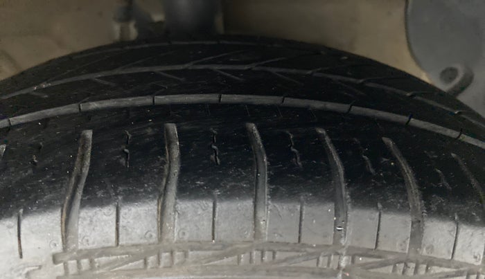 2018 Hyundai Grand i10 SPORTS 1.2 AT VTVT, Petrol, Automatic, 63,542 km, Right Front Tyre Tread