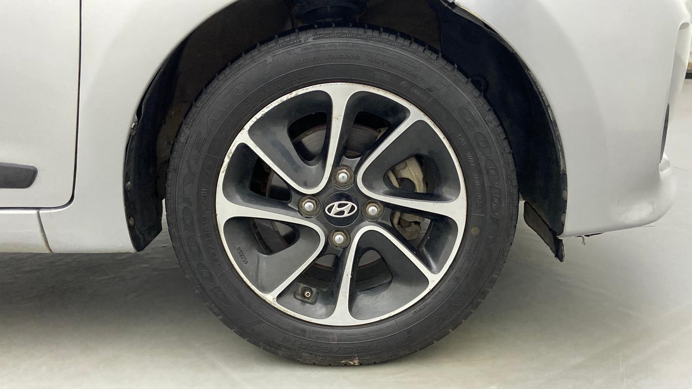 2018 Hyundai Grand i10 SPORTS 1.2 AT VTVT, Petrol, Automatic, 63,542 km, Right Front Wheel