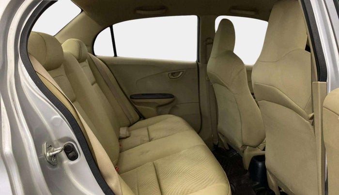 2013 Honda Amaze 1.2L I-VTEC EX, CNG, Manual, 49,018 km, Right Side Rear Door Cabin