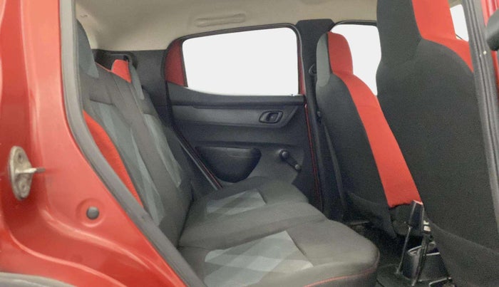 2021 Renault Kwid RXT 0.8, Petrol, Manual, 32,628 km, Right Side Rear Door Cabin