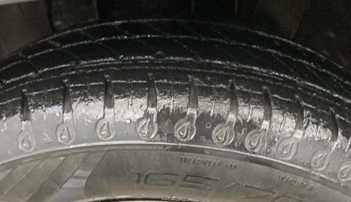 2021 Renault Kwid RXT 0.8, Petrol, Manual, 32,628 km, Left Rear Tyre Tread