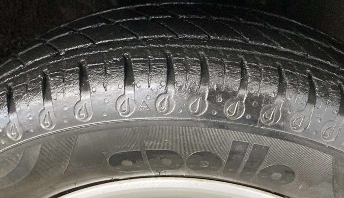 2021 Renault Kwid RXT 0.8, Petrol, Manual, 32,628 km, Right Front Tyre Tread