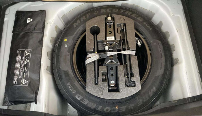 2023 Skoda KUSHAQ AMBITION 1.0L TSI MT, Petrol, Manual, 22,177 km, Spare Tyre