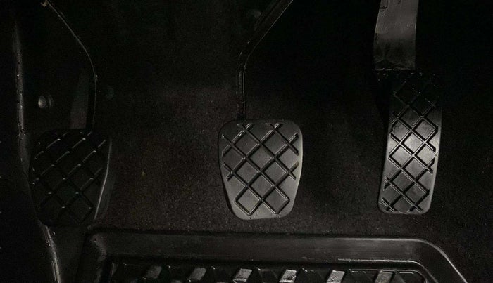 2023 Skoda KUSHAQ AMBITION 1.0L TSI MT, Petrol, Manual, 22,177 km, Pedals