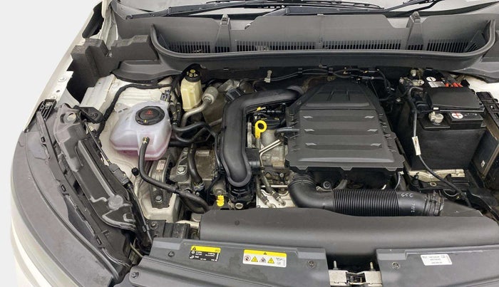 2023 Skoda KUSHAQ AMBITION 1.0L TSI MT, Petrol, Manual, 22,177 km, Engine View - Right