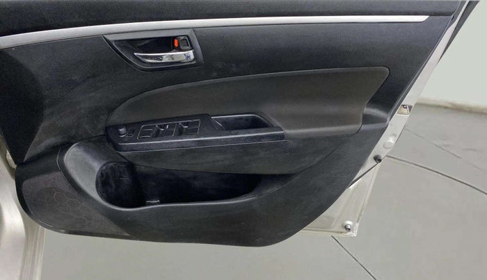 2016 Maruti Swift VXI, Petrol, Manual, 48,447 km, Driver Side Door Panels Control