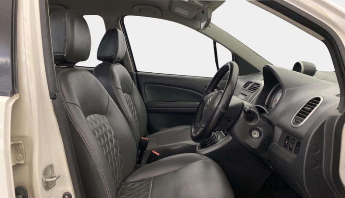 2014 Maruti Ritz ZXI, Petrol, Manual, 88,600 km, Right Side Front Door Cabin