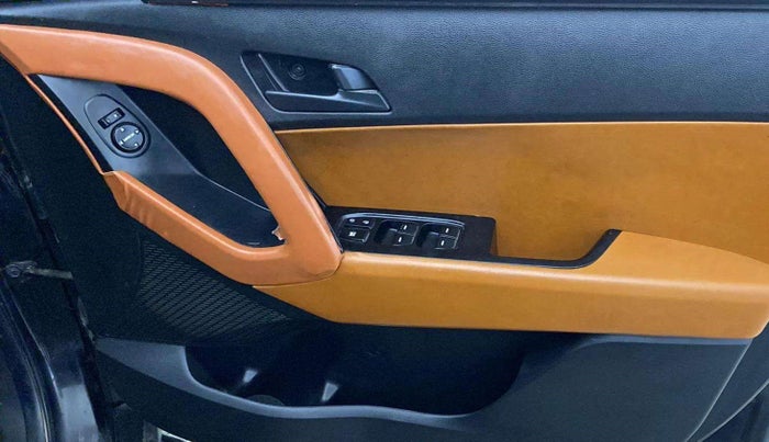 2019 Hyundai Creta E PLUS 1.6 PETROL, Petrol, Manual, 43,592 km, Driver Side Door Panels Control