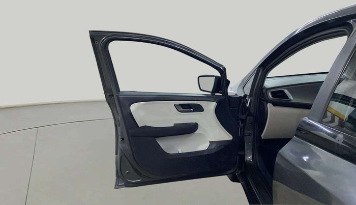 2022 Tata ALTROZ XZ PETROL, Petrol, Manual, 18,234 km, LHS Front Door