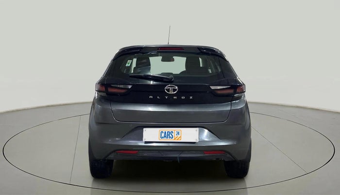 2022 Tata ALTROZ XZ PETROL, Petrol, Manual, 18,234 km, Back/Rear