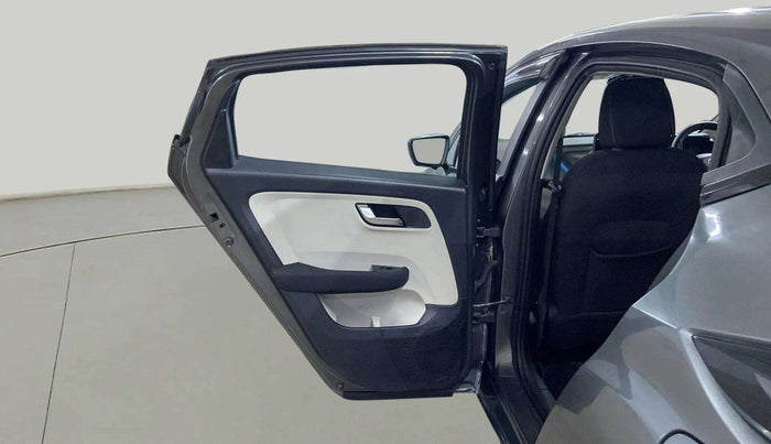 2022 Tata ALTROZ XZ PETROL, Petrol, Manual, 18,234 km, LHS Rear Door