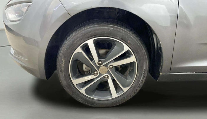 2022 Tata ALTROZ XZ PETROL, Petrol, Manual, 18,234 km, Left Front Wheel