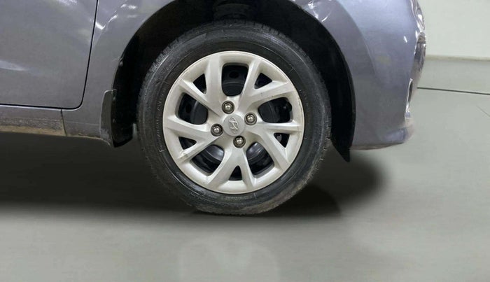 2017 Hyundai Grand i10 SPORTZ 1.2 KAPPA VTVT, Petrol, Manual, 24,415 km, Right Front Wheel