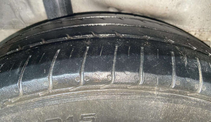 2015 Honda City 1.5L I-VTEC VX CVT, Petrol, Automatic, 42,802 km, Right Rear Tyre Tread