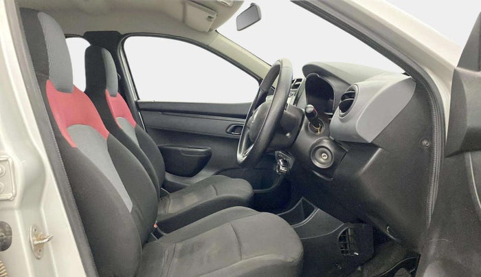 2017 Renault Kwid RXT 1.0 AMT (O), Petrol, Automatic, 62,635 km, Right Side Front Door Cabin
