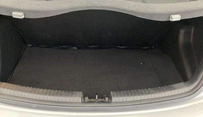 2015 Hyundai Grand i10 ASTA (O) 1.2 KAPPA VTVT, Petrol, Manual, 53,844 km, Boot Inside