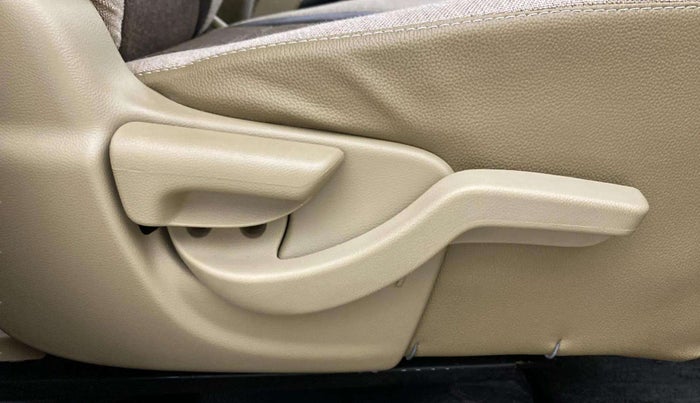 2017 Honda Amaze 1.5L I-DTEC S OPT, Diesel, Manual, 45,114 km, Driver Side Adjustment Panel