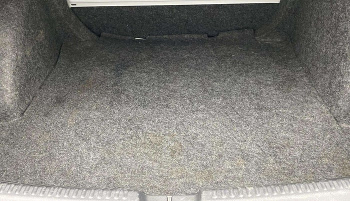 2021 Volkswagen Vento HIGHLINE PLUS 1.0L TSI, Petrol, Manual, 31,723 km, Boot Inside