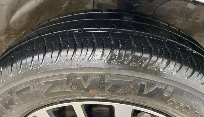 2019 Maruti S PRESSO VXI+, Petrol, Manual, 10,728 km, Right Front Tyre Tread