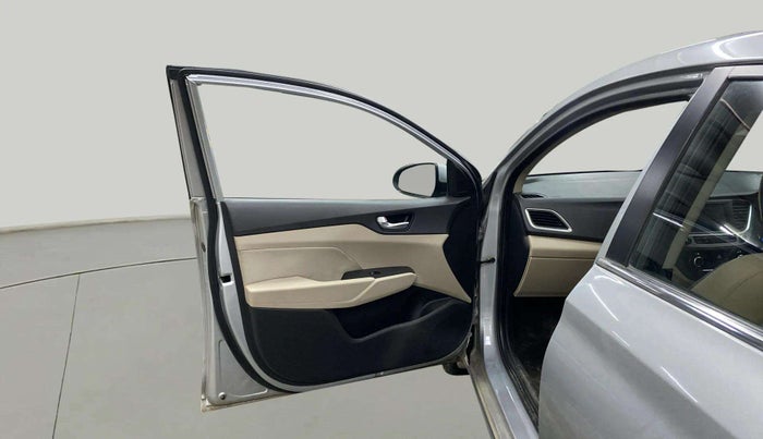 2019 Hyundai Verna 1.6 VTVT SX + AT, Petrol, Automatic, 67,005 km, LHS Front Door