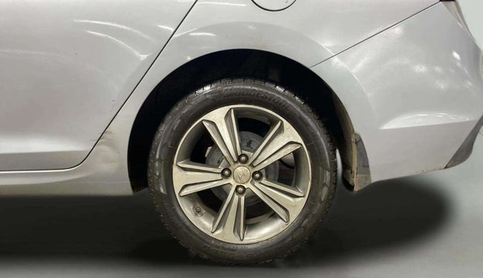 2019 Hyundai Verna 1.6 VTVT SX + AT, Petrol, Automatic, 67,005 km, Left Rear Wheel