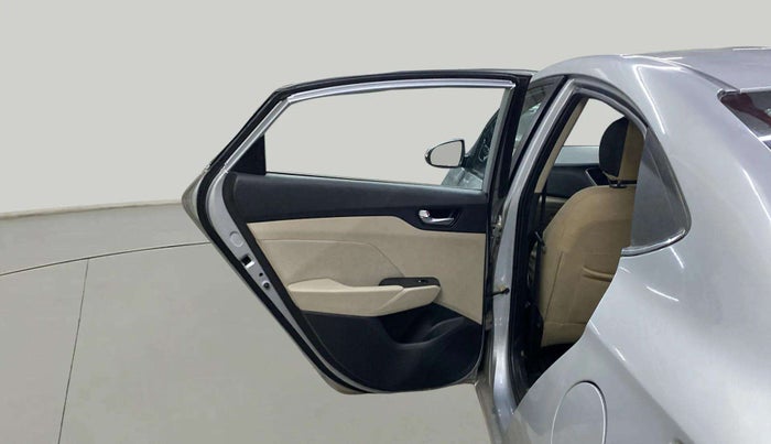 2019 Hyundai Verna 1.6 VTVT SX + AT, Petrol, Automatic, 67,005 km, LHS Rear Door