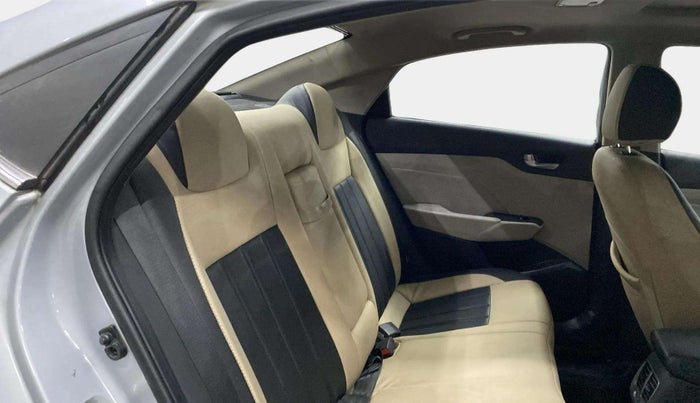 2019 Hyundai Verna 1.6 VTVT SX + AT, Petrol, Automatic, 67,005 km, Right Side Rear Door Cabin