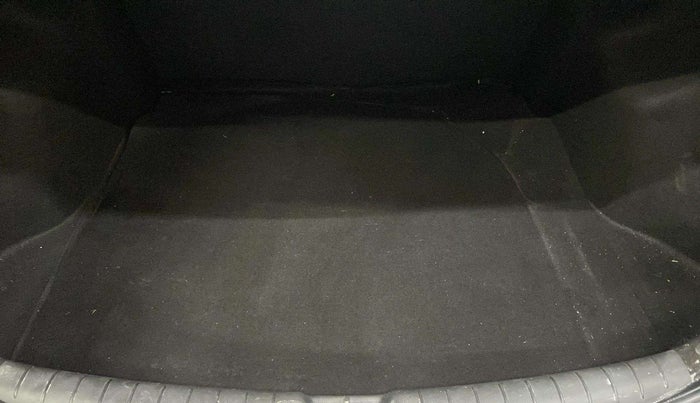 2019 Hyundai Verna 1.6 VTVT SX + AT, Petrol, Automatic, 67,005 km, Boot Open Zoomed View
