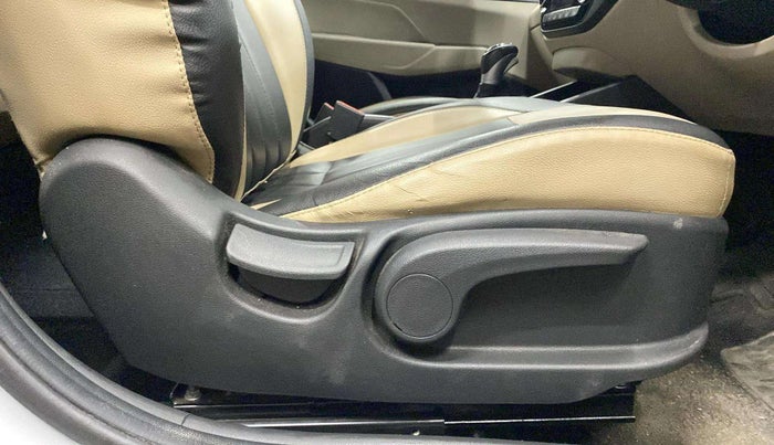 2019 Hyundai Verna 1.6 VTVT SX + AT, Petrol, Automatic, 67,005 km, Driver Side Adjustment Panel