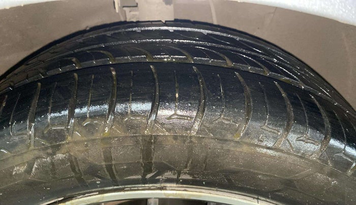 2019 Hyundai Verna 1.6 VTVT SX + AT, Petrol, Automatic, 67,005 km, Right Front Tyre Tread