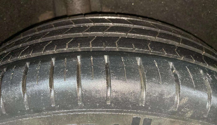 2018 Maruti Baleno ALPHA CVT PETROL 1.2, Petrol, Automatic, 45,952 km, Right Rear Tyre Tread