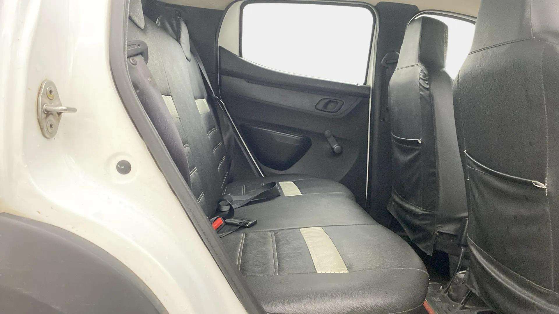 Rear-Cabin-View