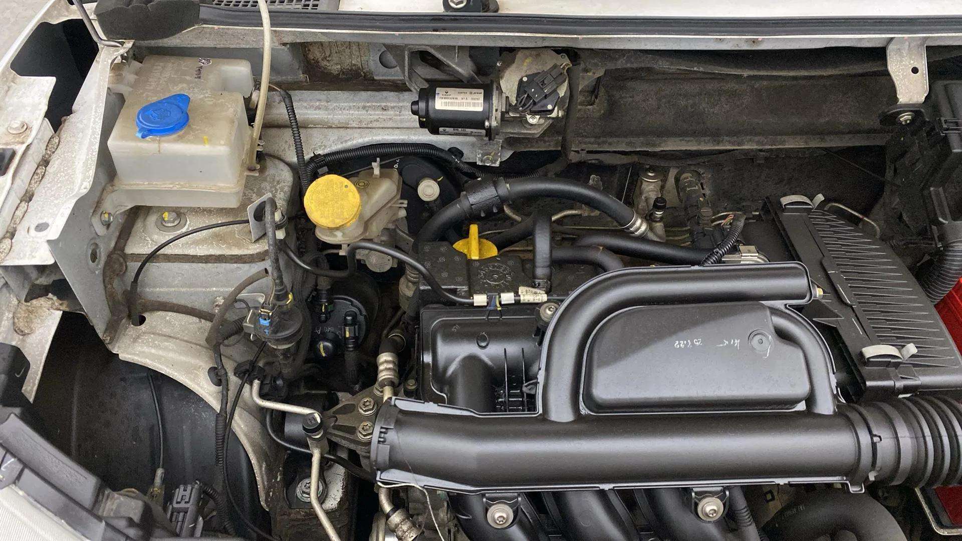 Engine-Right-Aligned--11