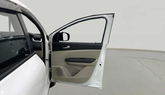 2023 Renault TRIBER RXZ, Petrol, Manual, 8,252 km, RHS Front Door