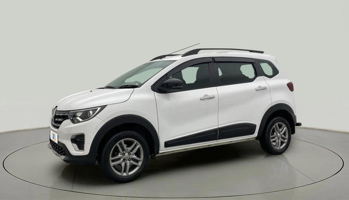 2023 Renault TRIBER RXZ, Petrol, Manual, 8,252 km, Left Front Diagonal