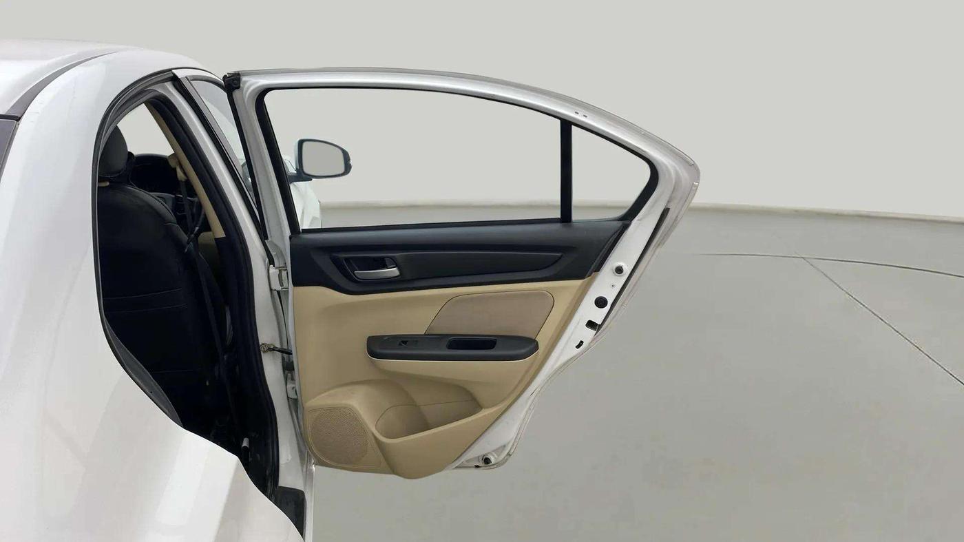 2021 Honda Amaze 1.2L I-VTEC S, Petrol, Manual, 31,271 km, RHS Rear Door