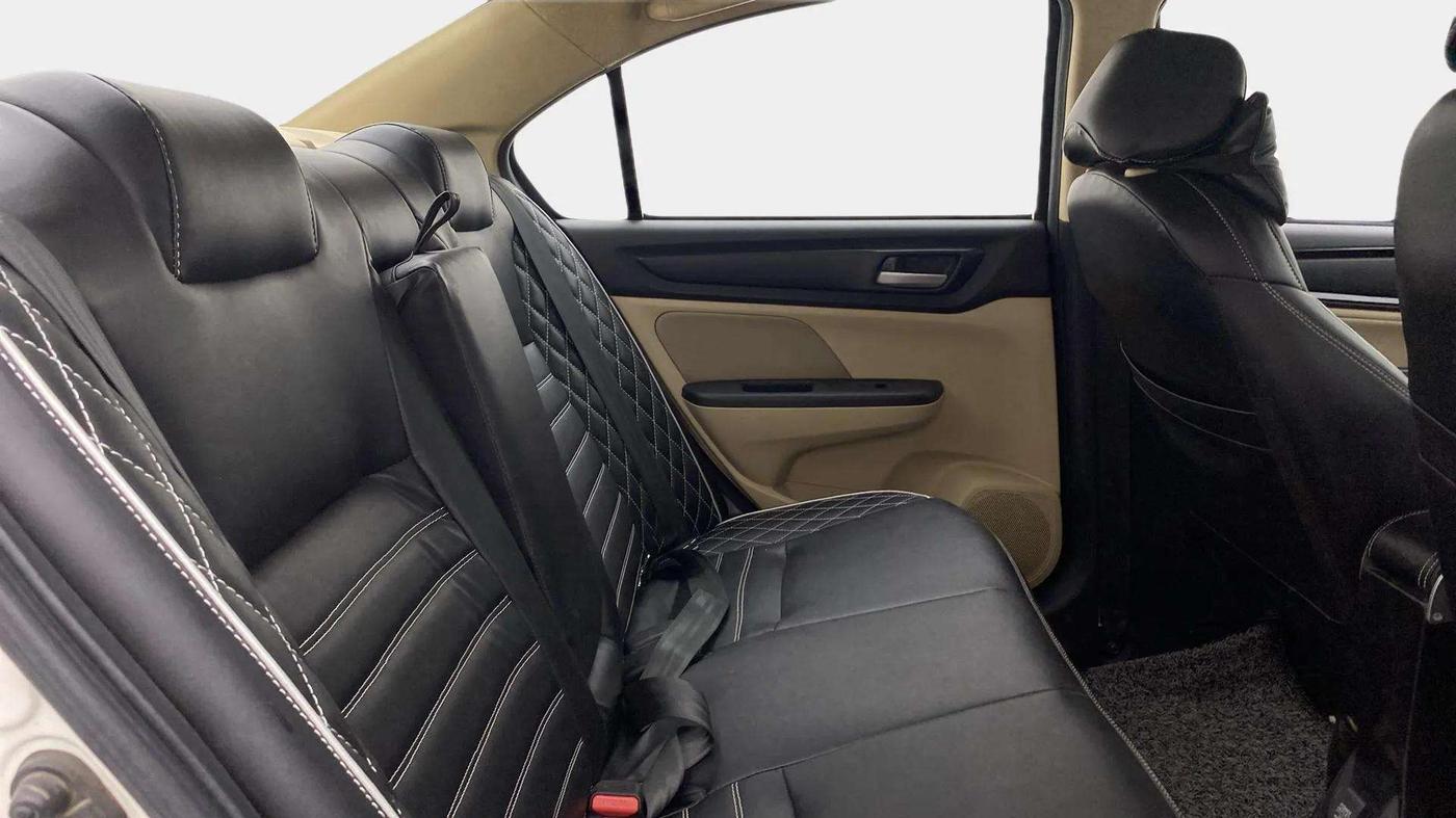 2021 Honda Amaze 1.2L I-VTEC S, Petrol, Manual, 31,271 km, Right Side Rear Door Cabin