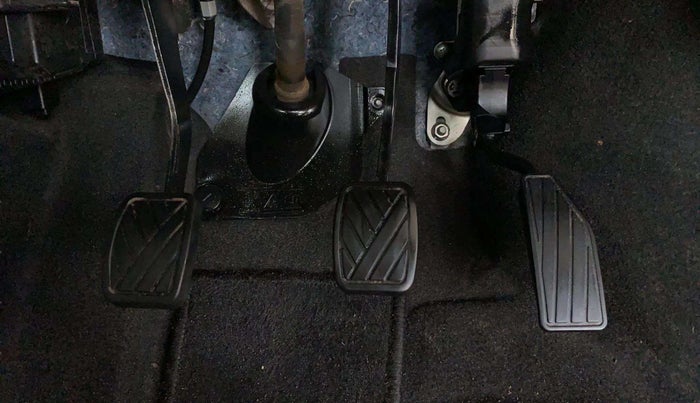 2021 Maruti New Wagon-R VXI 1.0, Petrol, Manual, 43,258 km, Pedals