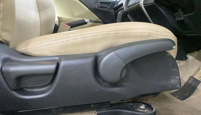 2015 Honda City 1.5L I-VTEC SV CVT, Petrol, Automatic, 69,538 km, Driver Side Adjustment Panel