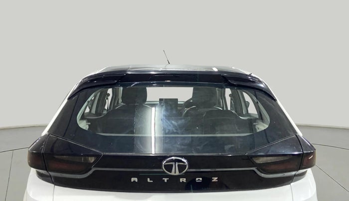 2024 Tata ALTROZ XE CNG, CNG, Manual, 27,374 km, Rear Windshield