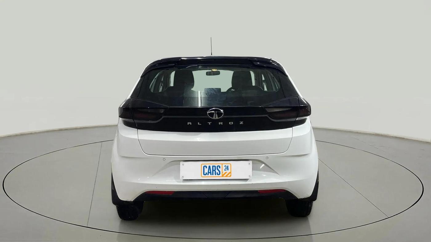 2024 Tata ALTROZ XE CNG, CNG, Manual, 28,101 km, Back/Rear