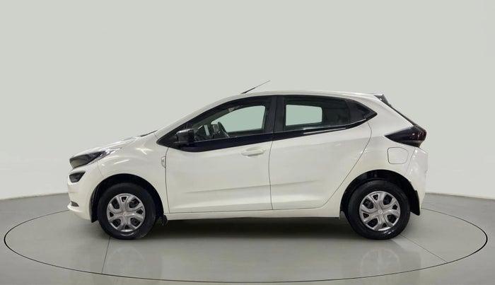 2024 Tata ALTROZ XE CNG, CNG, Manual, 27,374 km, Left Side