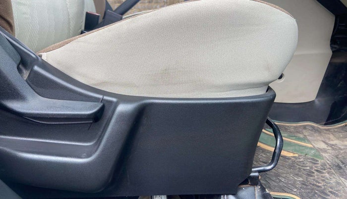 2020 Maruti New Wagon-R VXI 1.2, Petrol, Manual, 97,748 km, Driver Side Adjustment Panel