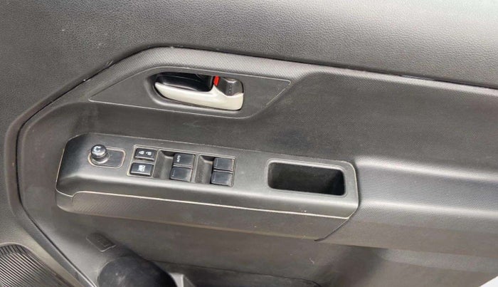 2020 Maruti New Wagon-R VXI 1.2, Petrol, Manual, 97,748 km, Driver Side Door Panels Control