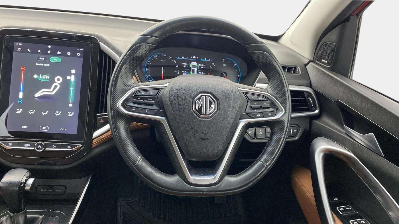 2020 MG HECTOR PLUS SHARP 1.5 PETROL TURBO DCT 6-STR, Petrol, Automatic, 61,807 km, Steering Wheel Close Up