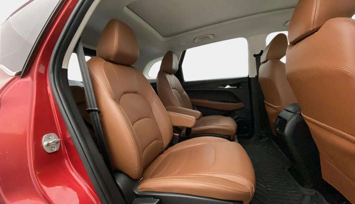 2020 MG HECTOR PLUS SHARP 1.5 PETROL TURBO DCT 6-STR, Petrol, Automatic, 61,786 km, Right Side Rear Door Cabin