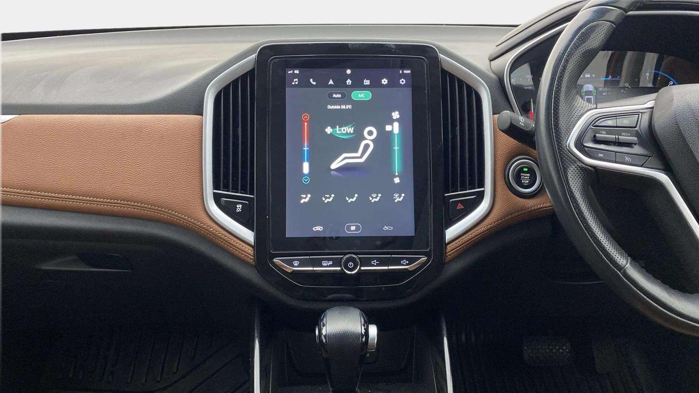 2020 MG HECTOR PLUS SHARP 1.5 PETROL TURBO DCT 6-STR, Petrol, Automatic, 61,807 km, Air Conditioner