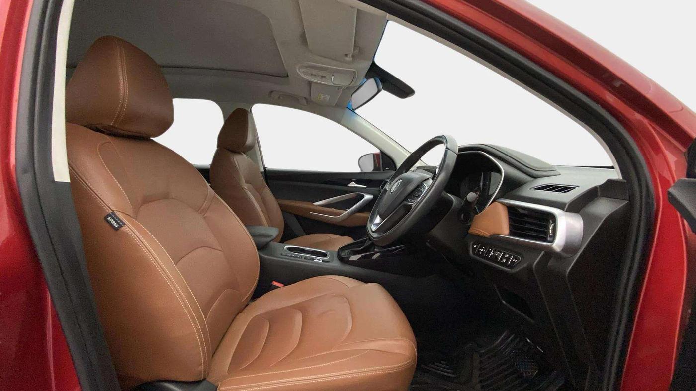 2020 MG HECTOR PLUS SHARP 1.5 PETROL TURBO DCT 6-STR, Petrol, Automatic, 61,807 km, Right Side Front Door Cabin